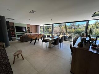  Maison � vendre 7 pi�ces 215 m�