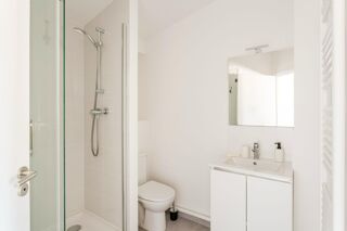  Appartement à louer 4 pièces 21 m²