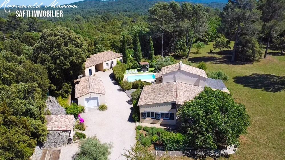 Vente Maison Propriété de charme – Ancien relais de chasse au cœur d'un domaine de plus de 2 hectares Besse-sur-issole