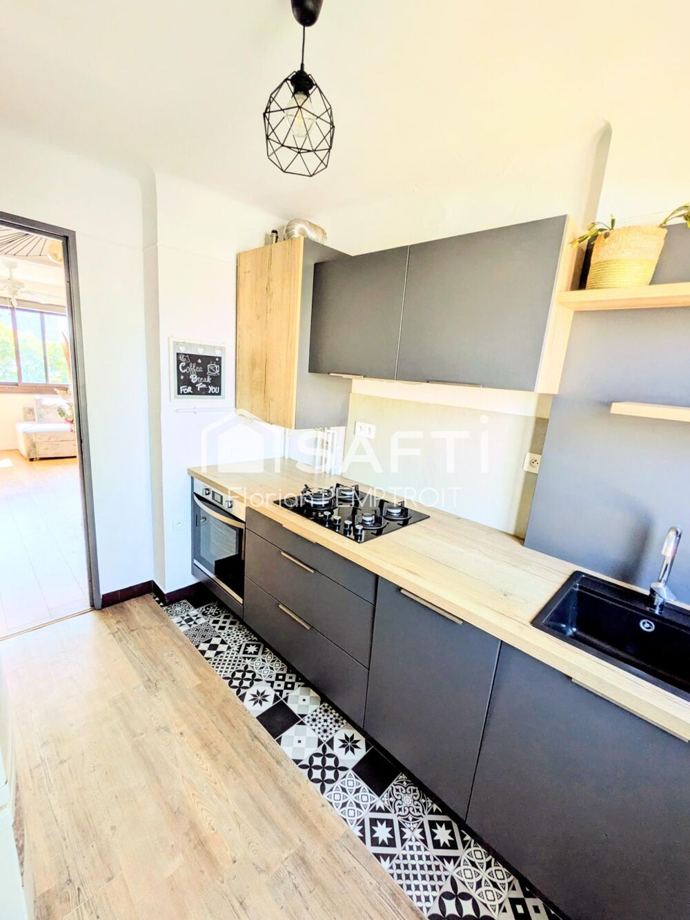 Vente Appartement LORIENT CENTRE-VILLE, T3 RÉNOVÉ DE 57 M² AVEC CAVE Lorient