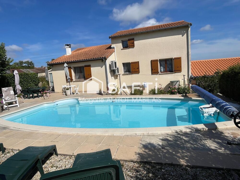 Vente Maison Maison familiale avec piscine, grand sous-sol et vue sur les vignes Juillac-le-coq