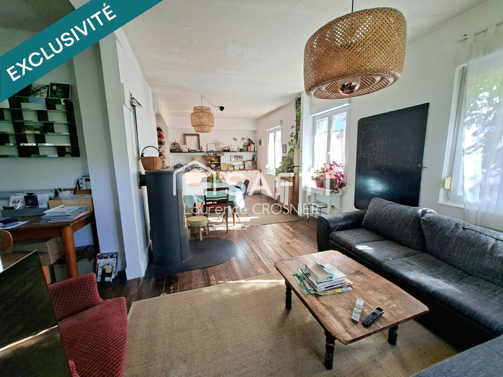 Vente Maison Une maison de ville pleine de charme aux beaux volumes, idéale pour une famille ! Schiltigheim