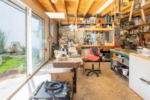   Atelier d'artiste de 147m² (possible plus) + maison loft de 171 m² 