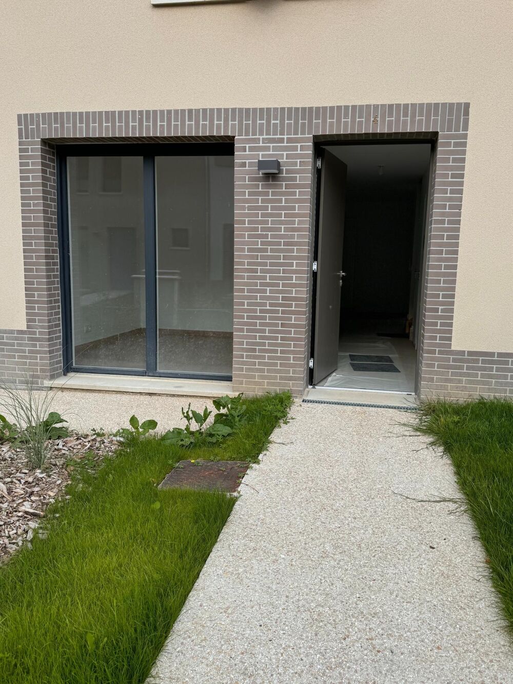 MAISON NEUVE