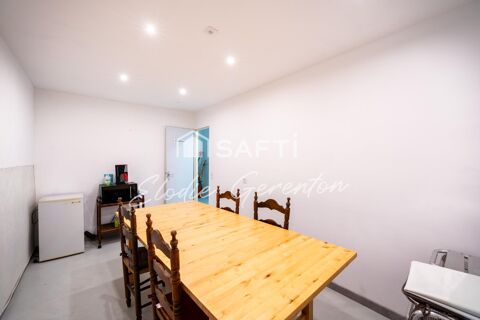 Local commercial, id&eacute;al artisan ou profession lib&eacute;rale 518 66500 Prades