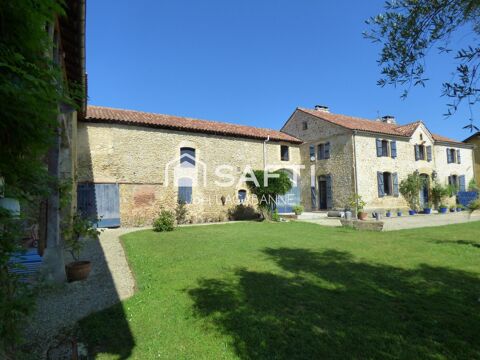   Maison de caract�re, 260 m�, 4 chambres, d�pendances, terrain de 4790 m� Maison - 7 pi�ce(s) - 260 m�