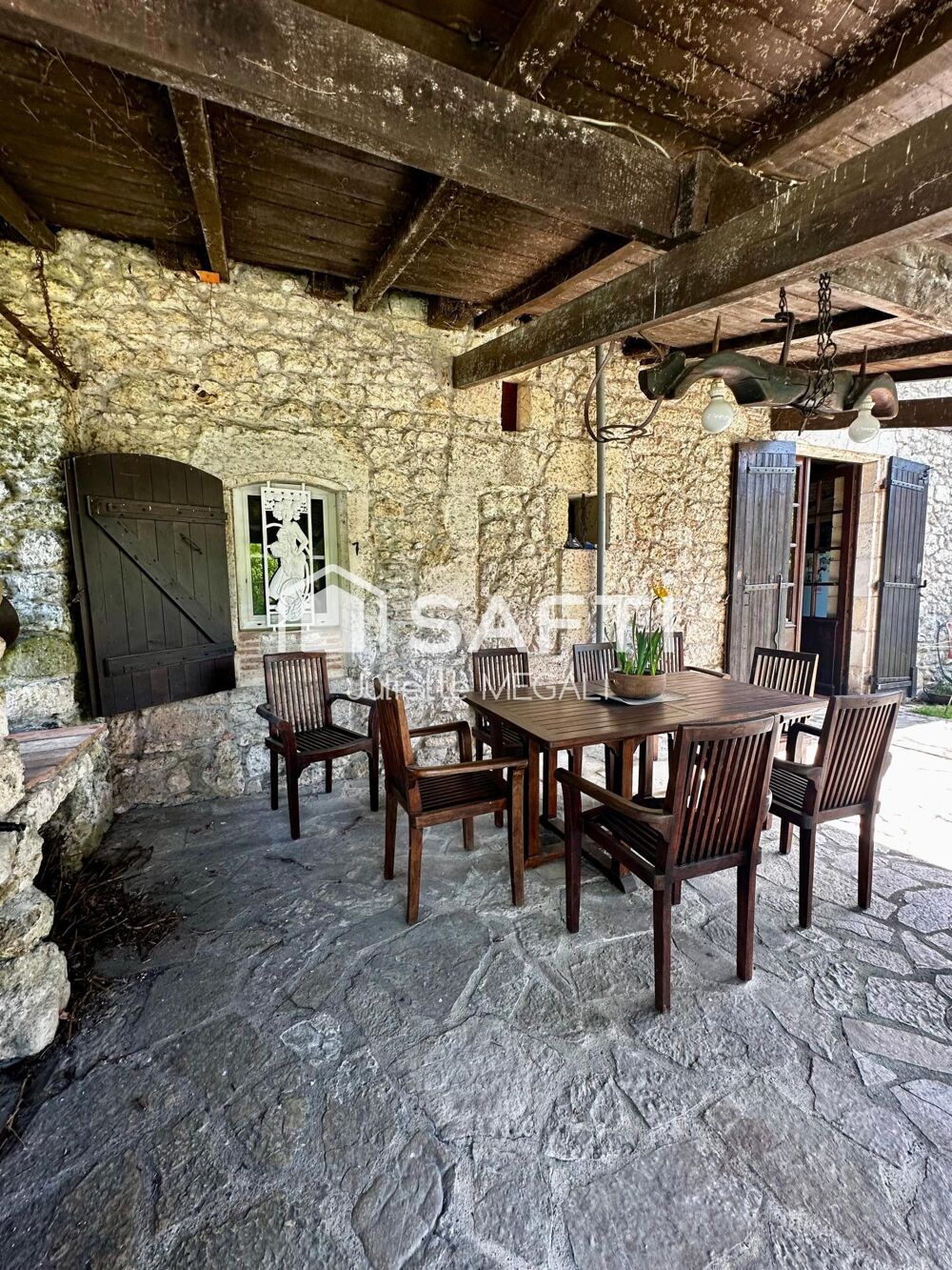 � vendre  Maison Bonneville-et-Saint-Avit-de-Fumadi�res (24230)