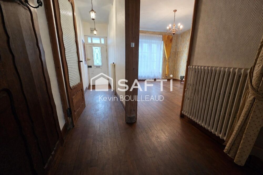 Vente Maison Maison de 125 m² en centre-ville à rafraîchir Parthenay