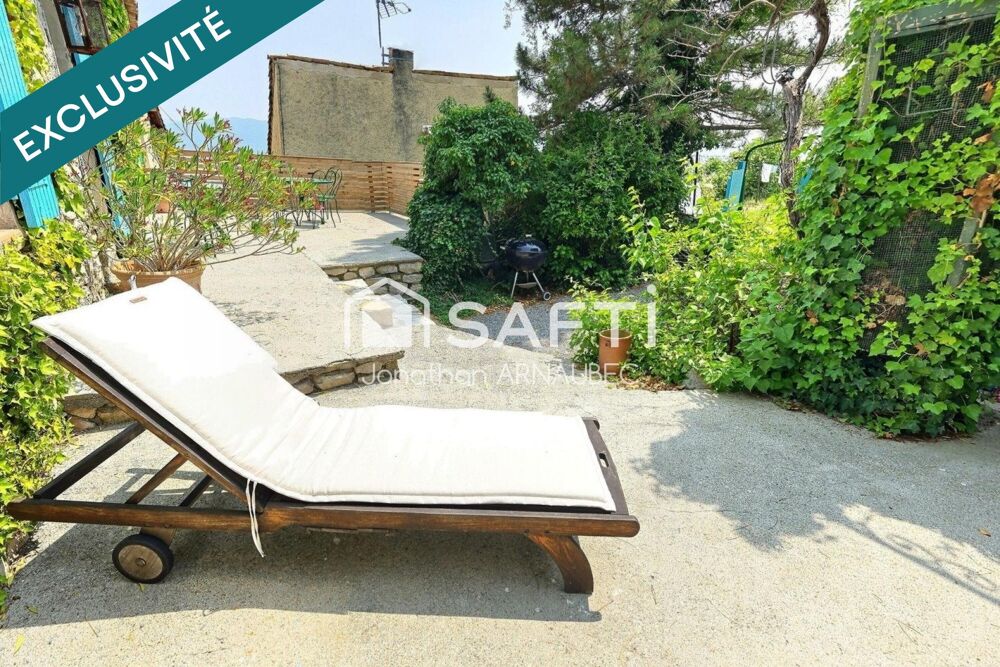Une maison de caractère en pierre, avec jacuzzi et vue panoramique, pour vivre la Provence autrement.