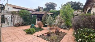  Maison  vendre 8 pices 270 m