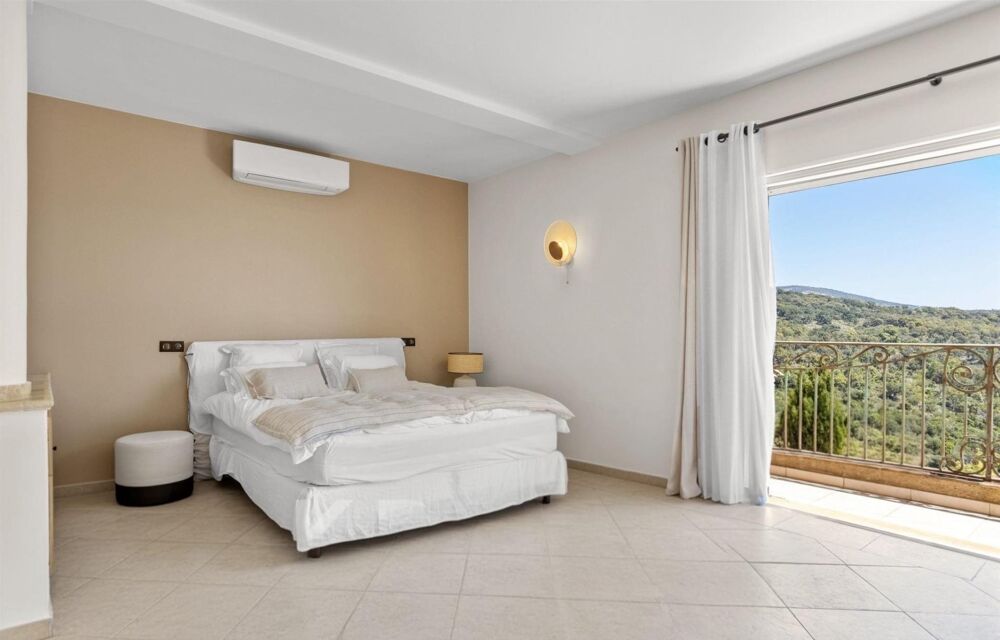 à vendre  Maison Grimaud (83310)