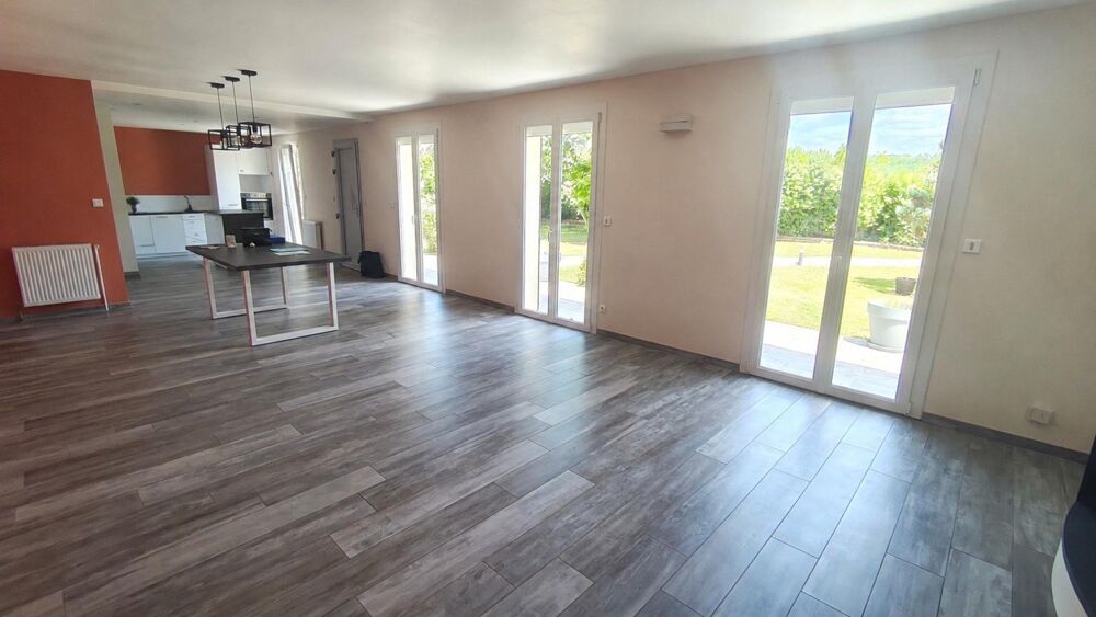 Vente Maison Pavillon plain-pied des années 70 au calme de la campagne Epagny