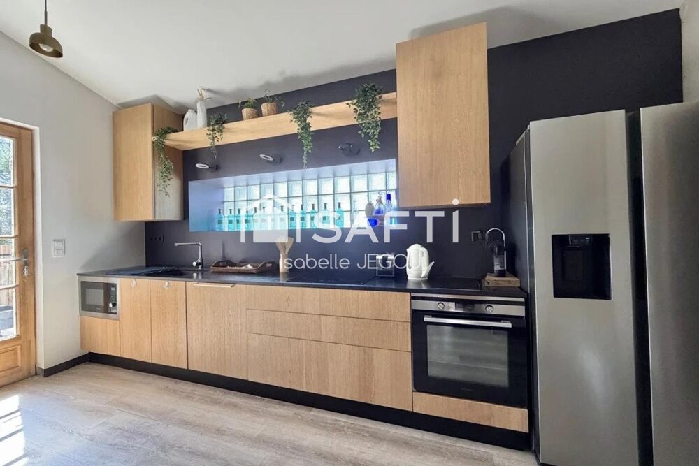 Vente Maison Demeure de charme XIXe siècle avec piscine au calme sur SALLES Salles