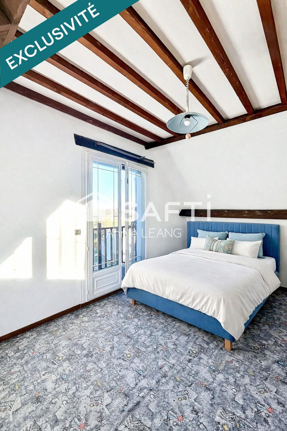 Vente Maison Only a 7-minute walk from Montévrain town centre, this exceptional 244 sq.m. character residence is nestled within 1,167 sq.m. o Montevrain