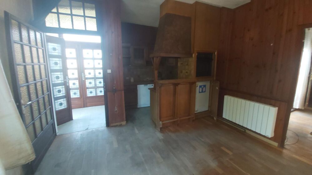 Maison de ville avec un fort potentiel à rénover