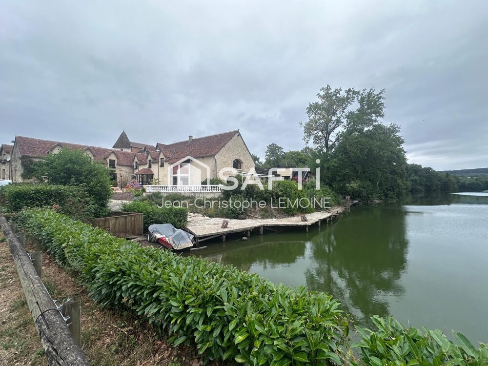 Vente Immeuble Villa de 2200 m2, 9 ha d'étang et foret. Le mans
