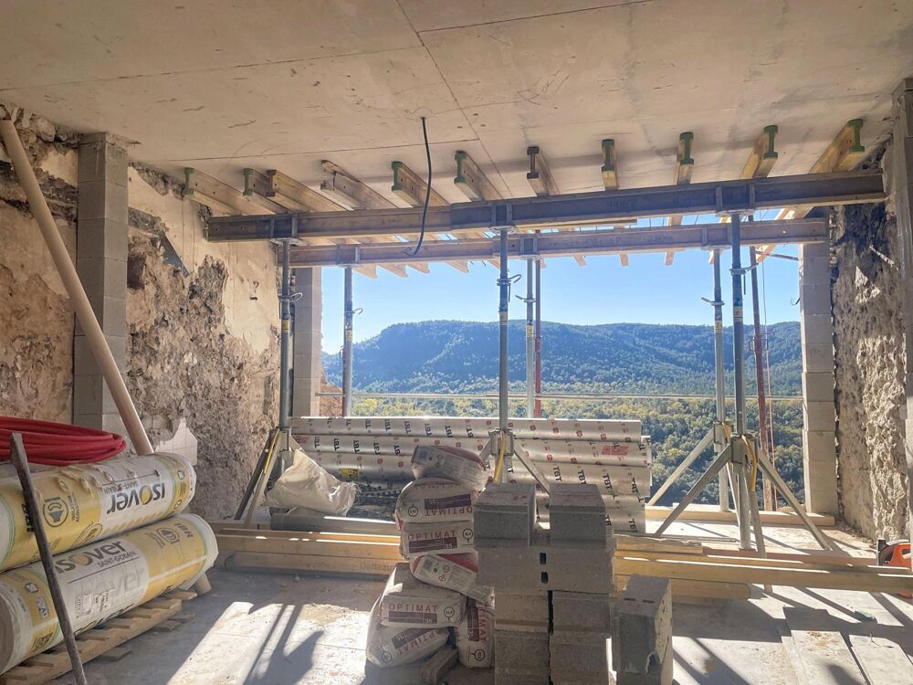   Bagnols-en-For�t (83600)