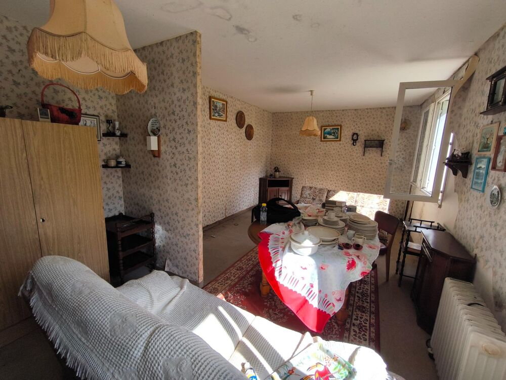 Vente Maison Pavillon de plain-pied à rénover sur grand terrain Vergne