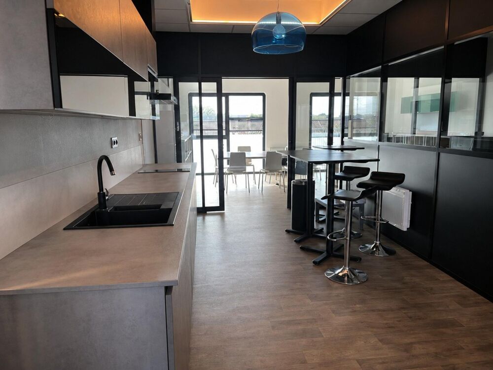   Bureaux professionnels modernes 2020 