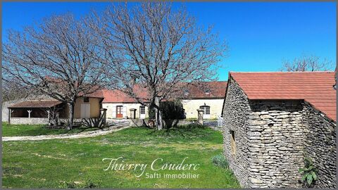   Corps de ferme avec terrain plat en campagne. Maison - 7 pi�ce(s) - 139 m�
