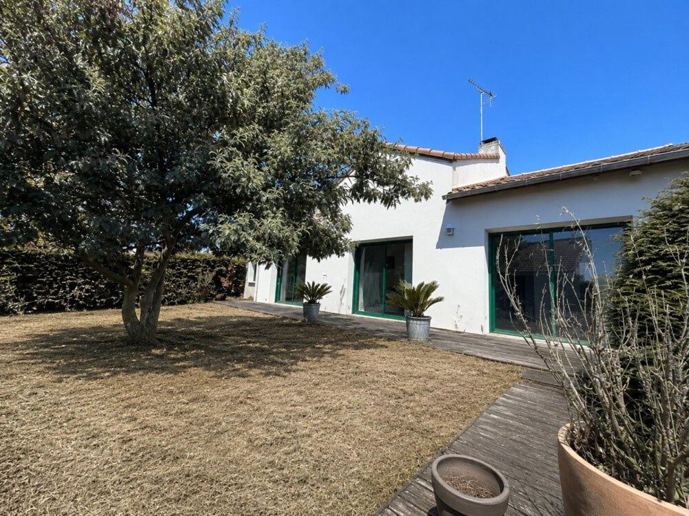 Vente Maison Maison de plain pied 4 chambres: 150m des commerces La baule-escoublac