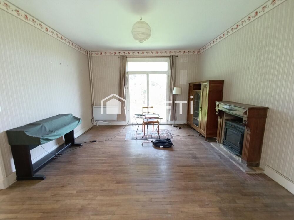 Centre bourg, maison familiale, projet touristique
