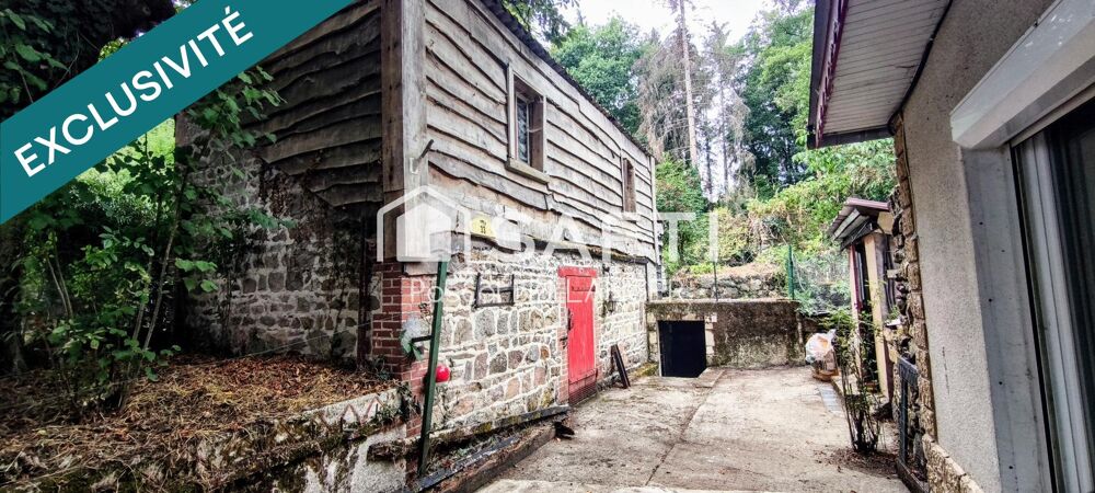 Charme, nature et potentiel : une maison de village à réinventer à Menat. Proche tous commerce (école, pharmacie, boulangerie, b