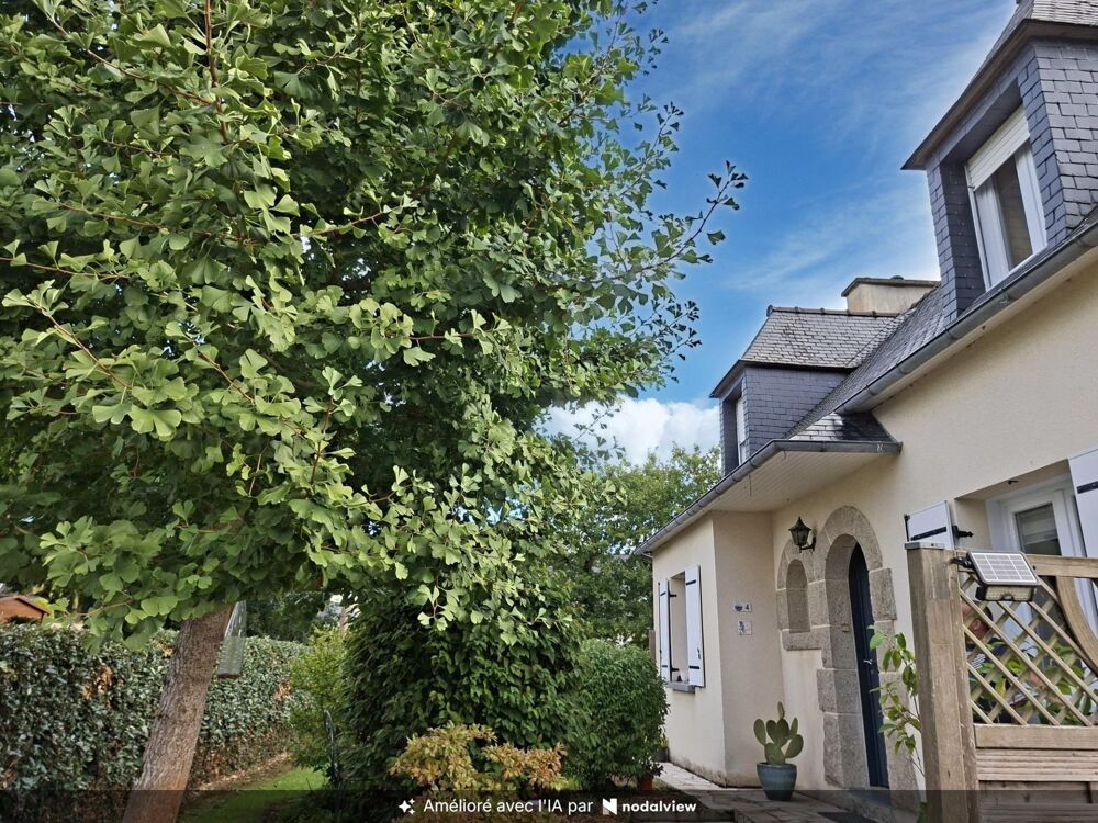 PLOUVORN  Maison familiale, 3 chambres & bureau, au calme dans un environnement verdoyant
