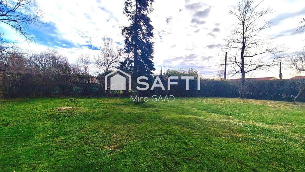 Vente Terrain Terrain 1600m2 plat proche commodités NÉGOCIABLE Saint-sulpice-la-pointe