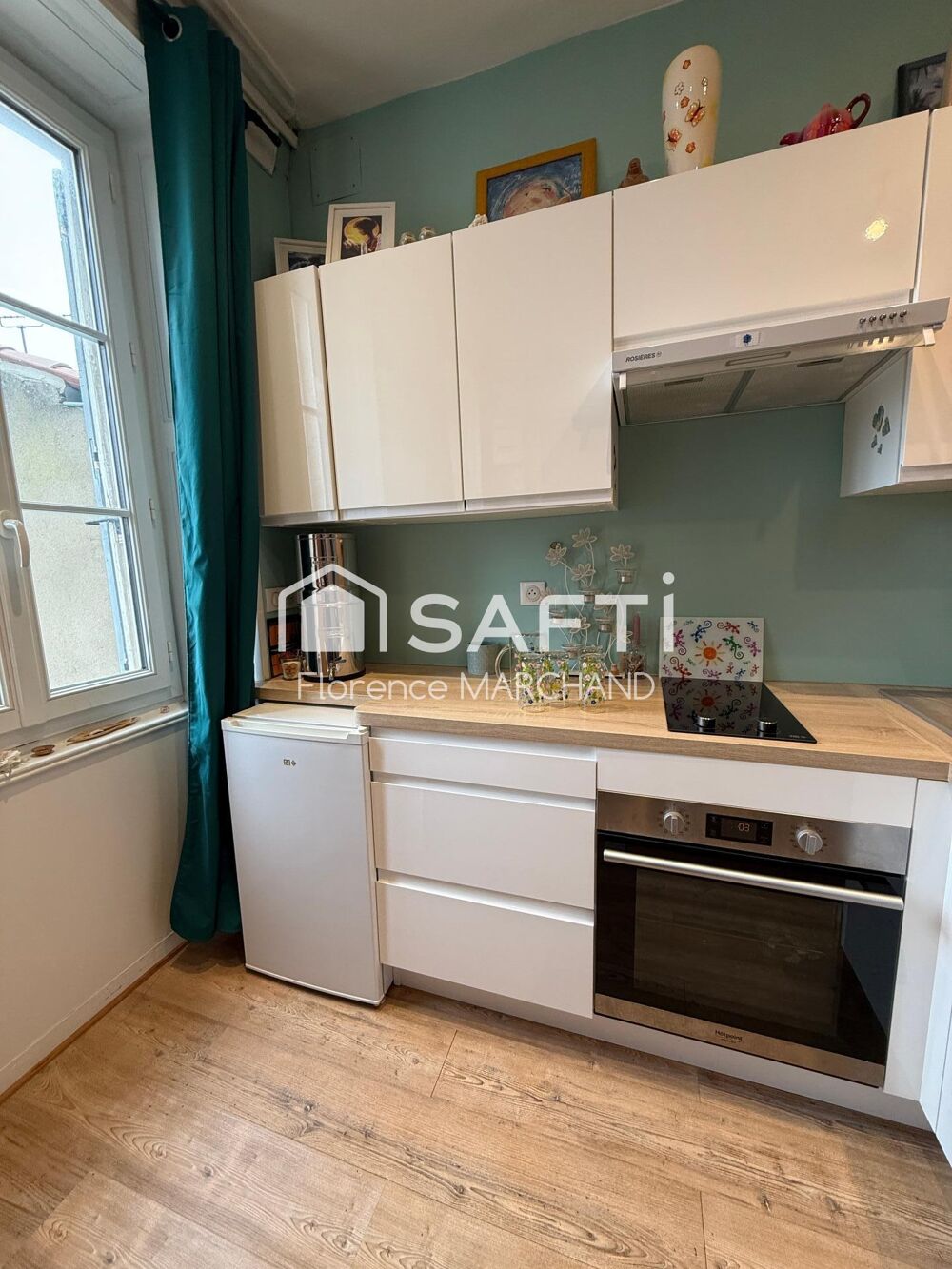 Studio cosy avec lit escamotable-Idéal investissement ou pied-à-terre