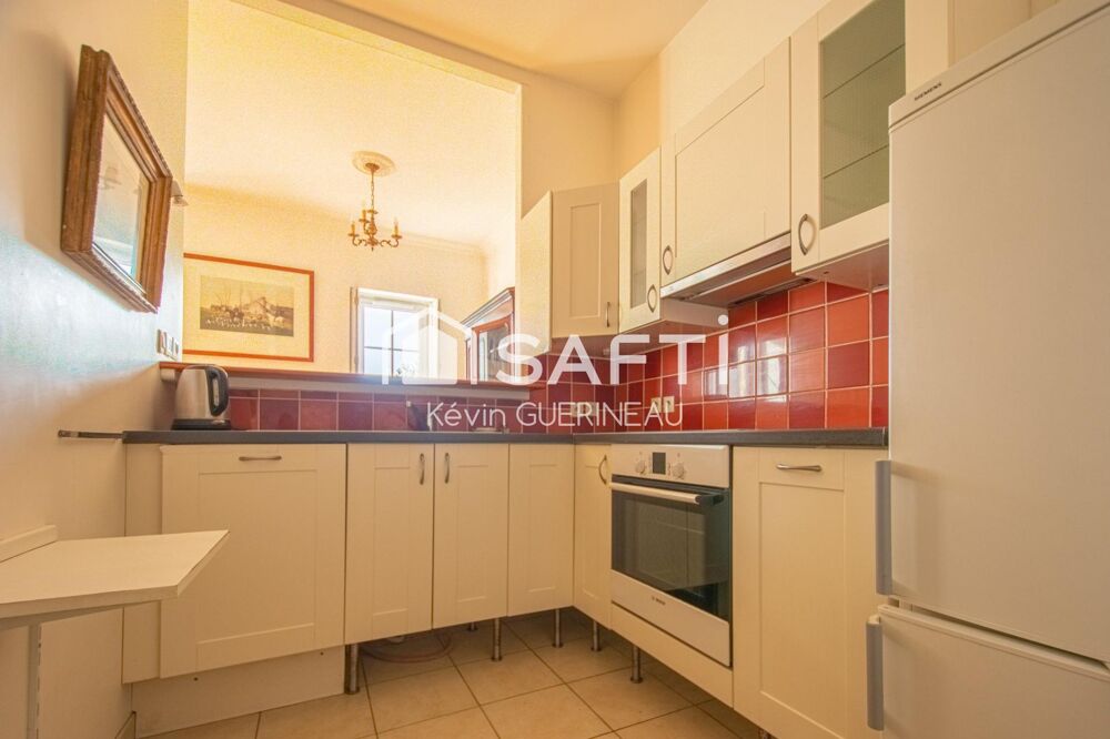 Vente Appartement BORDEAUX Appartement de standing 2 chambres et cellier. Bordeaux
