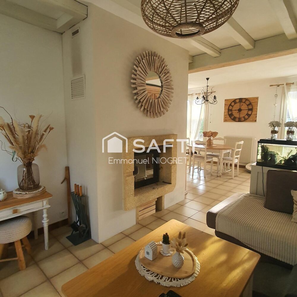 Maison familiale, 4 chambres avec jardin, garage et beaux volumes