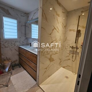  Maison à vendre 7 pièces 251 m²