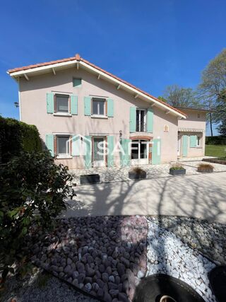  Maison à vendre 7 pièces 203 m²
