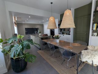  Maison à vendre 8 pièces 219 m²