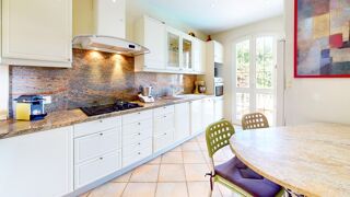  Maison � vendre 8 pi�ces 232 m�