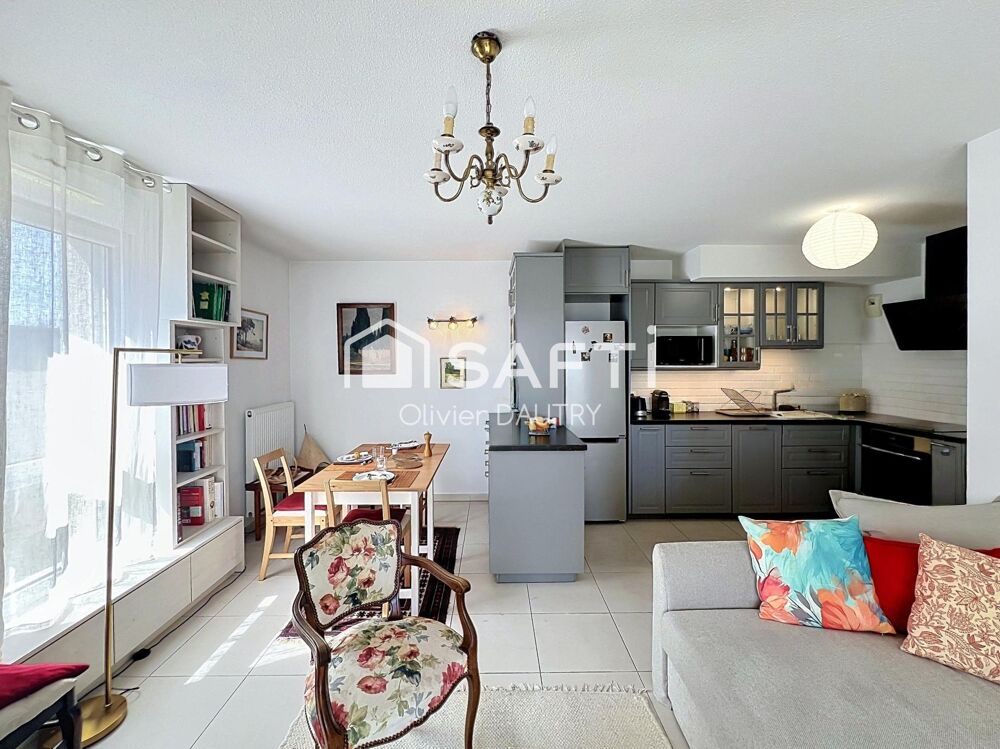 Appartement 2 chambres - Lumineux avec terrasse - Parking