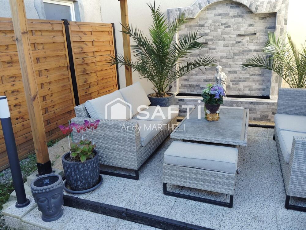 MAISON DE VILLE 83M² - 2 CHAMMBRES - TERRASSE - JARDIN