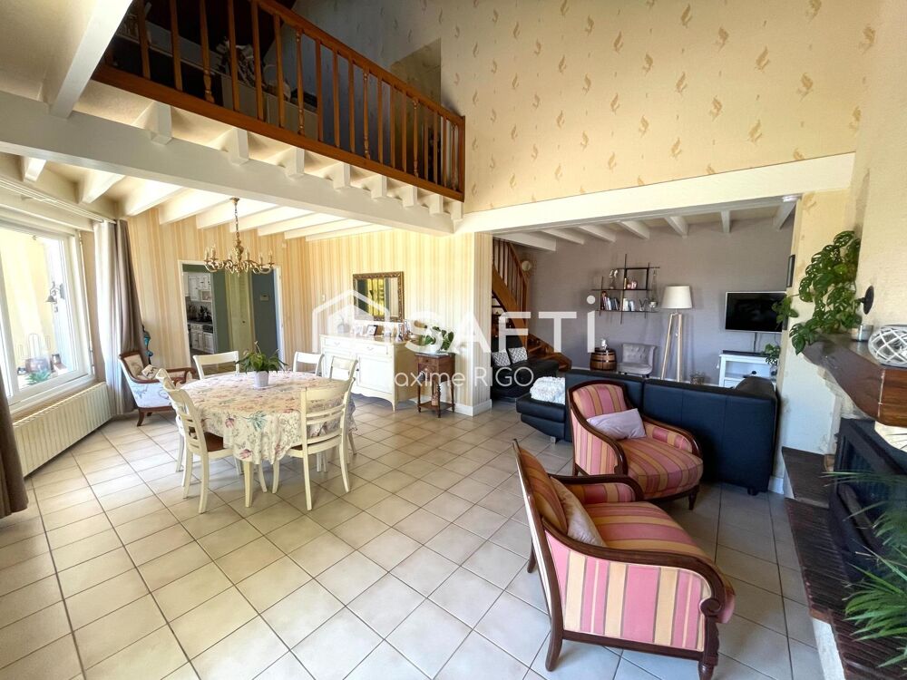 Vente Maison Ferme 7 pièces 255m² avec piscine Sainte-bazeille