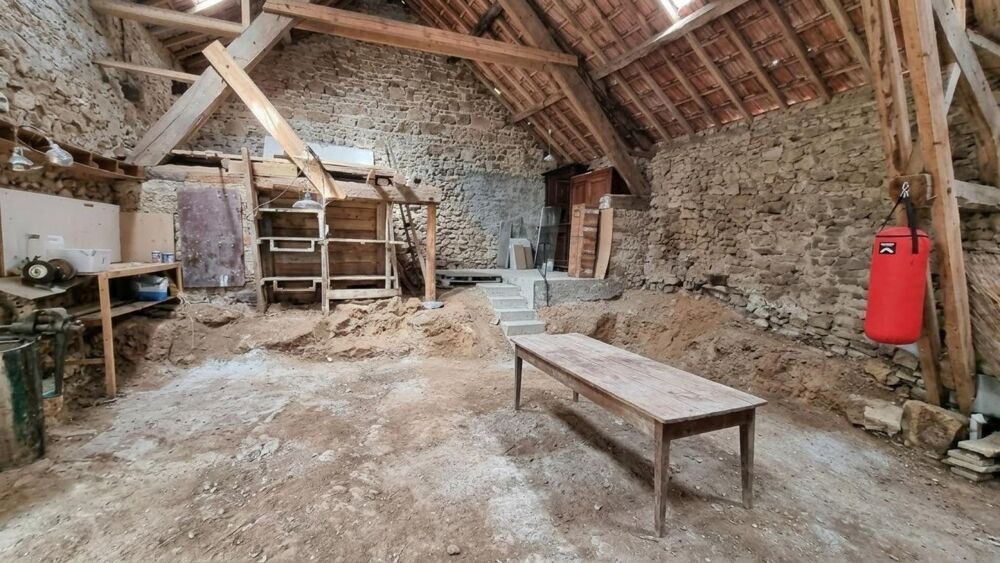 Vente Maison Maison 147 m² Mayet de Montagne avec grange 150 m² Le mayet-de-montagne