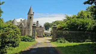  Propriété/château à vendre 14 pièces 510 m²