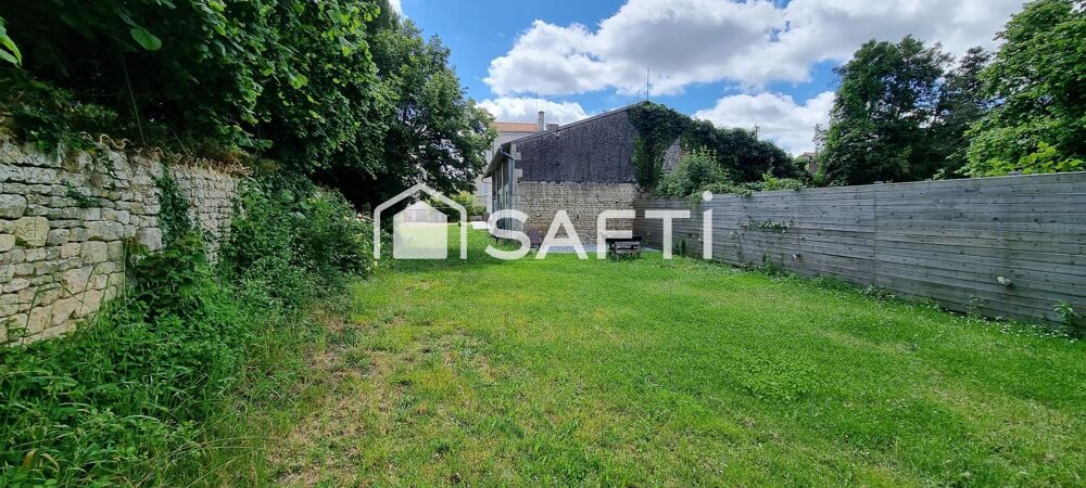 Vente Maison 4 chambres centre ville La Creche ! En exclusivité ! La creche