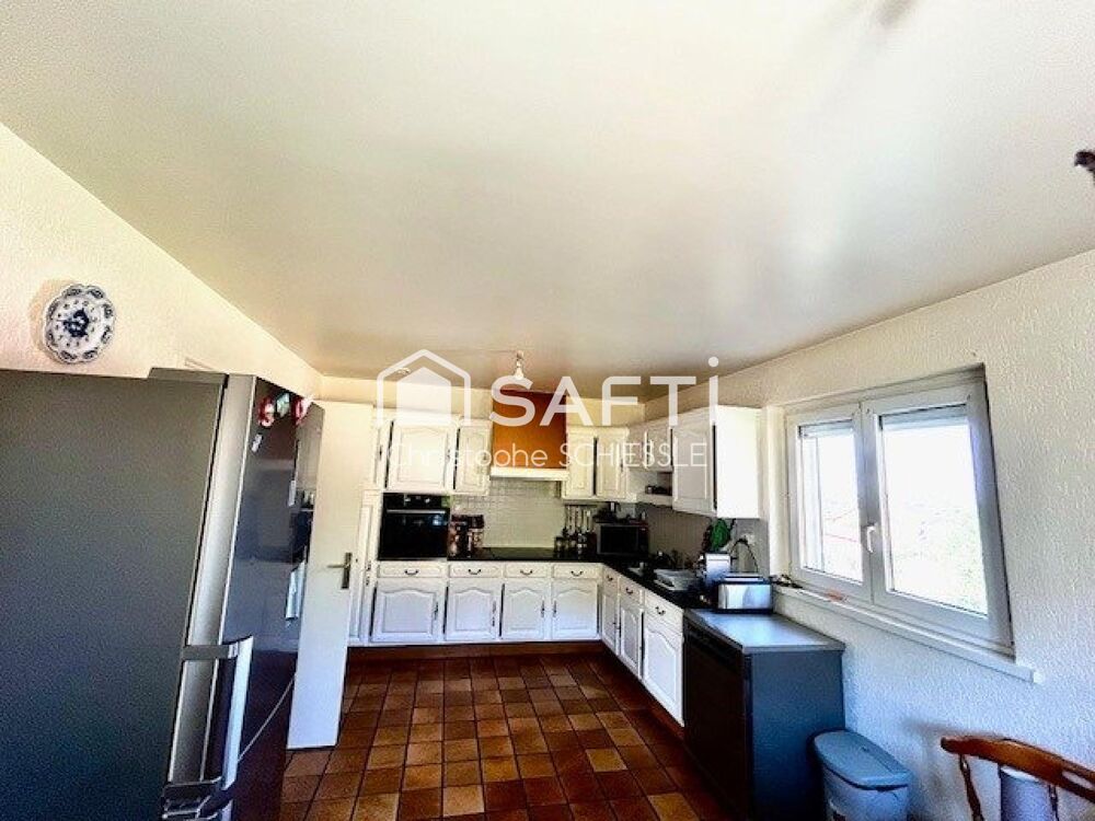 Vente Maison Maison T9 sur 30 ares de terrain Lebetain