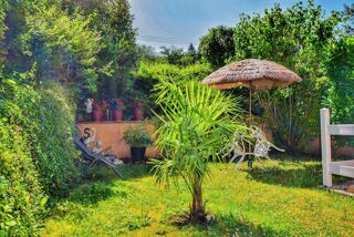  Maison  vendre 8 pices 200 m