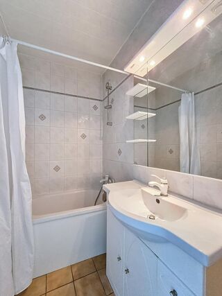  Appartement � vendre 4 pi�ces 70 m�