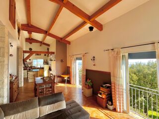  Maison � vendre 6 pi�ces 213 m�