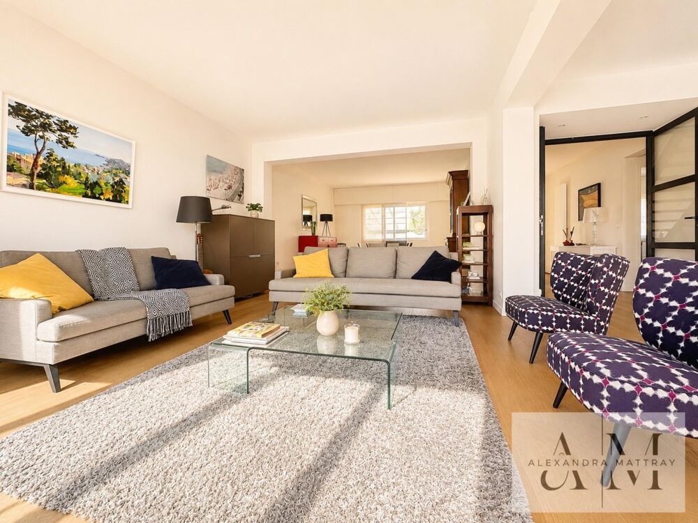Vente Maison Maison coup de coeur 6 pièces 4 chambres + bureau, piscine, à 50 mètres du Parc Bordelais Bordeaux