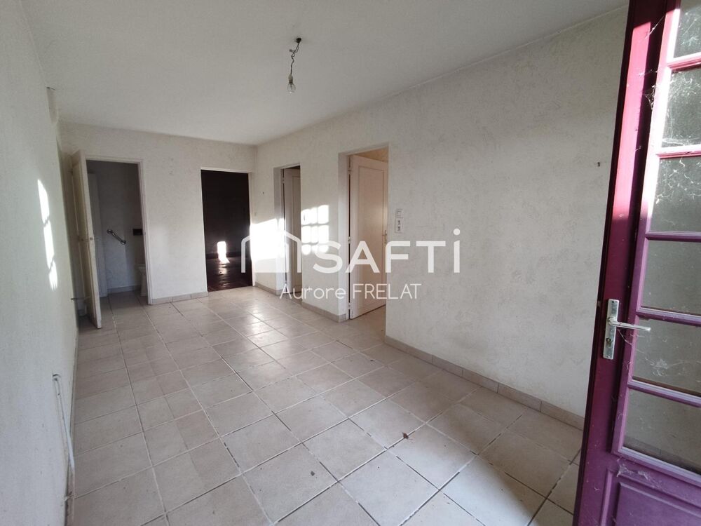 Vente Maison Maison de bourg à rénover Trogues