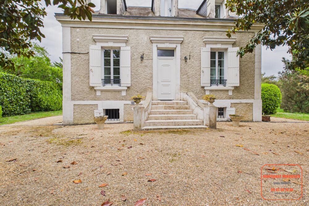 Vente Maison Propriété de 4 chambres et un bureau sur 2700 m2 Antonne-et-trigonant