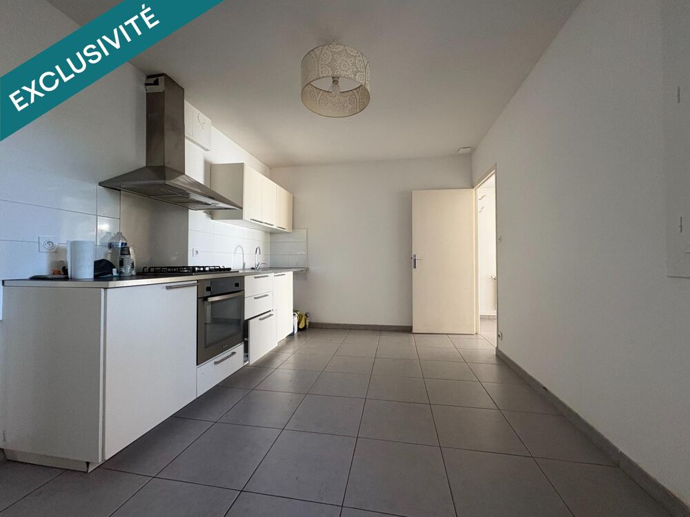 Maison plein pied 95m², 3 chambres et jardin.